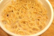 エースコックとかいうマズさのアベレージを極めた天才カップ麺メーカー