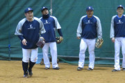 西武が誇る“3兄弟”　総重量300キロ超！中村剛也、山川穂高、渡部がそろって守備練習！辻監督「ちょっと笑っちゃいました」