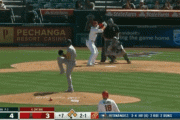 大谷翔平　今季2度目の代打で同点犠飛！そのままライトの守備へ