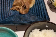 【画像】いきなりステーキ経営のすき焼き屋さん、野菜無し肉１枚のみで炎上ｗｗｗｗｗ