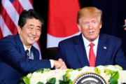 安倍晋三前首相、米政府から勲功章を授与される 指導力などをたたえられる