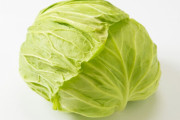 【切実】青果店さん「価格高騰と報道されたキャベツが大暴落。安い時も報道して！」