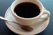 【悲報】ブラックコーヒー飲んでる人の9割、やせ我慢していた
