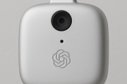 【悲報】OpenAIが開発するAIデバイス、次世代スマホじゃなかった