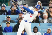 【悲観】大谷翔平の打席だけ大谷専用球が使用されてたことが判明。パドレス監督ブチギレ