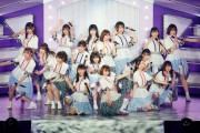 Gif画像_乃木坂46・ライブ中に先輩メンバーを突き飛ばすｗ