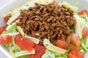 【悲報】タコライスとかいう料理、めちゃくちゃうまいのになぜか流行らない