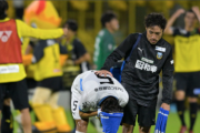 1人退場後に耐えきれず3失点で決勝進出ならず…川崎F佐々木旭「自分たちで難しくしてしまった」