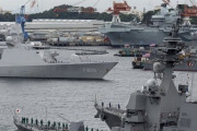 【圧巻】日米英蘭、太平洋戦争の敵国艦隊が横須賀に勢揃い！