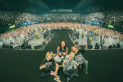 ONE OK ROCK、ロンドンで超満員のライブ　大物ゲストも登場