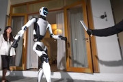【動画】進化しすぎ。Unitreeの新型人型ロボットがとても強そう。