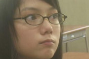 【画像】いやメガネかけた宮崎あおい可愛すぎて草