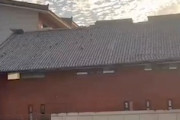 【動画】中国の豆腐建築、震度0で屋根が崩壊してしまう。
