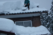 【乞食速報】「雪下ろし代行業」一軒で数万円！今すぐ引っ越せ！！