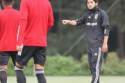 内田篤人氏指導者デビュー「そんなんじゃ届かないよ」Ｕ―１９日本代表候補に喝