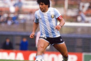 【海外サッカー】「真の天才の11秒」　英雄マラドーナ、伝説の“5人抜き弾”をFIFAが再脚光「史上最高？」