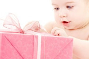 生後半年の赤ちゃんがいる家庭って何を貰ったら嬉しいんだ？