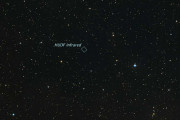 【画像】NASA「宇宙の何もないように見える極小箇所を拡大したら凄いことになったわ」