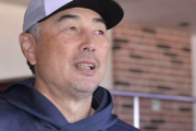ロッテ吉井監督「安田は初球からブリッとしてほしい」