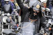 【動画】バイク乗りまんさん（20歳）、強引に追い越されブチ切れ「なんだこいつ頭いかれてんな！」