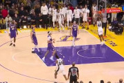 【NBA】レイカーズの酷すぎるトランジションディフェンスがこちら…