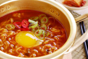韓国人「世界のみんなはラーメンを作る時に卵を入れる？」