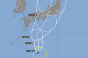台風12号発生関西関東蹂躙コースおわた！！！！ #悲報 |  998hpa  |  そろそろ日本も台風の勢力を弱める何かを発明した方がいいと思う