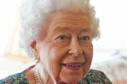 【容態悪化】エリザベス女王、「健康状態の懸念」で医師の管理下に入ったと発表