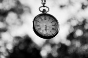 「終末時計」、人類滅亡“１００秒前”に、２０秒進む