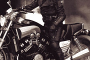 【疑問】バイクって何で革ジャン着るの？不向きじゃね？
