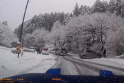 【動画】雪が降った箱根、ガチでノーマルタイヤだらけ