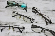眼鏡ってどこで買えばええん？