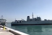 【動画】イギリス海軍の機雷掃海艇がバーレンで別の艦に衝突してしまう。