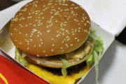 マック食べるぞぉ→ちょっと多めだけど多分その分幸せになれる