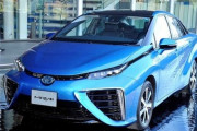 世界「これからは電気自動車だ」トヨタ「水素最高～んほぉ～」世「電気」ト「水素～」