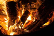 【画像】ダラダラ焚き火