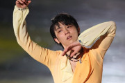 羽生結弦が仲間からもらった「光」。あらためて発見した滑り続ける意味