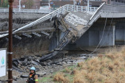 【速報】韓国で橋崩壊、死者重体者発生　画像あり