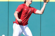 大谷翔平が外野の守備練習　故障がちのトラウトをDH起用検討か