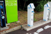 EV「急速充電なら40分で満充電できます！」俺「お、おう…」EV「料金プランは月額〇〇円のこちらですと～」俺「お、おぉう…」