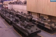 BMP-3歩兵戦闘車を24時間の特別体制で製造…今年初の車両を軍に納入！