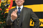 阪神・村上が球団最高＆ＮＰＢ３位の８５７％大幅増６７００万円で更改「充実した一年でした」新人王＆リーグＭＶＰ　大谷の話題で笑いも誘う