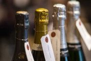 【これマジ？】シャンパンの売り上げが全世界で低迷、理由は「乾杯」する気にならないから・・・