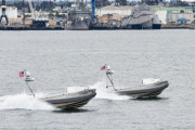 米海軍の自律型無人偵察艇がサンディエゴ湾を遠隔操作で警備航行！