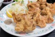鳥の唐揚げ＋ごはん＋汁物＋◯◯  ← 一品足して理想の定食を作れ