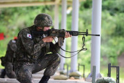 韓国軍兵長の給料が35年間で100倍に、国防部「2025年には月給100万ウォン(8万9000円)を達成させる」！