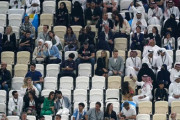決勝の客席は「カタールの恥、FIFAの恥だ」満員8万8966人で目立った空席に海外波紋