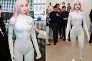 歩行精度92%、いよいよ人間じみてきた女性ヒューマノイドロボット