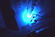 【動画】原子炉が稼働する様子がこちら…、真っ青な光…、不気味なほどに美しい…