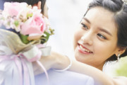 18～20歳が「結婚相手」に求めるもの　「経済力」「金銭感覚」を上回った1位は？
